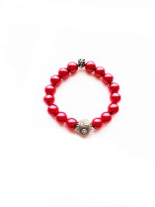 Armband aus Glaswachseperlen