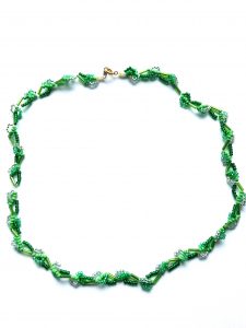 Halskette aus Rocailles