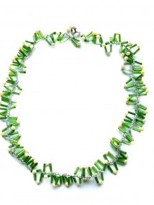 Halskette aus Rocailles