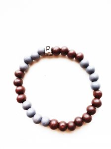 Heerrenarmband aus Holzperlen