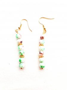 Ohrringe aus Glasperlen