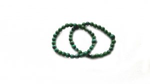 Freundschaftsarmbänder aus Holzperlen